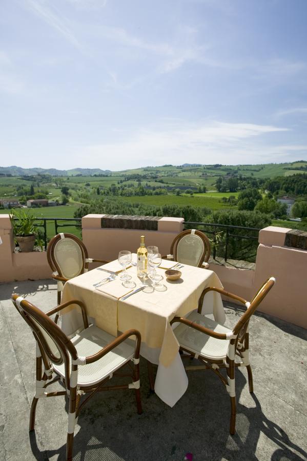 Hotel Antico Borgo Riolo Terme Exteriör bild